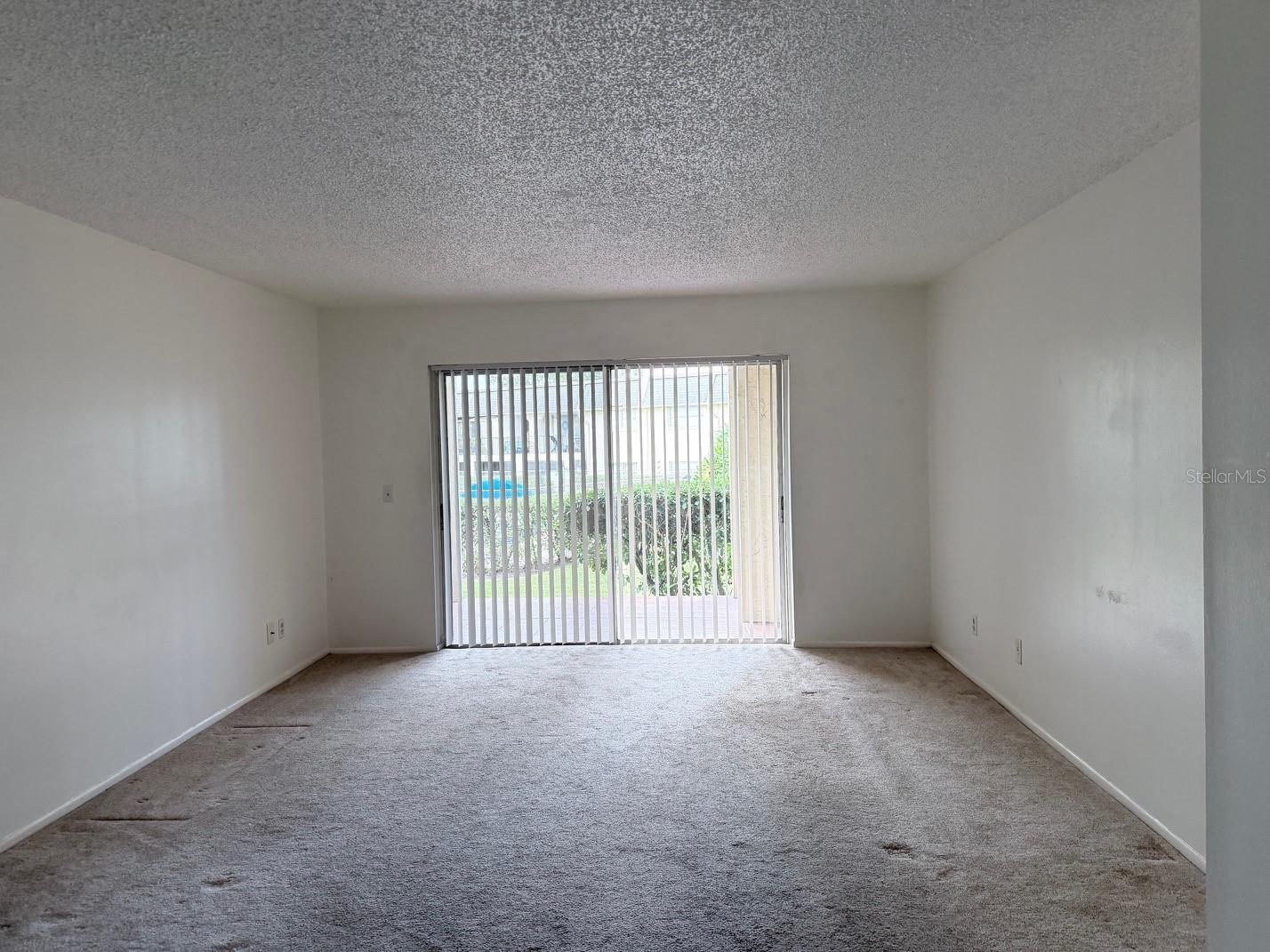 613 E SAN SEBASTIAN COURT 1