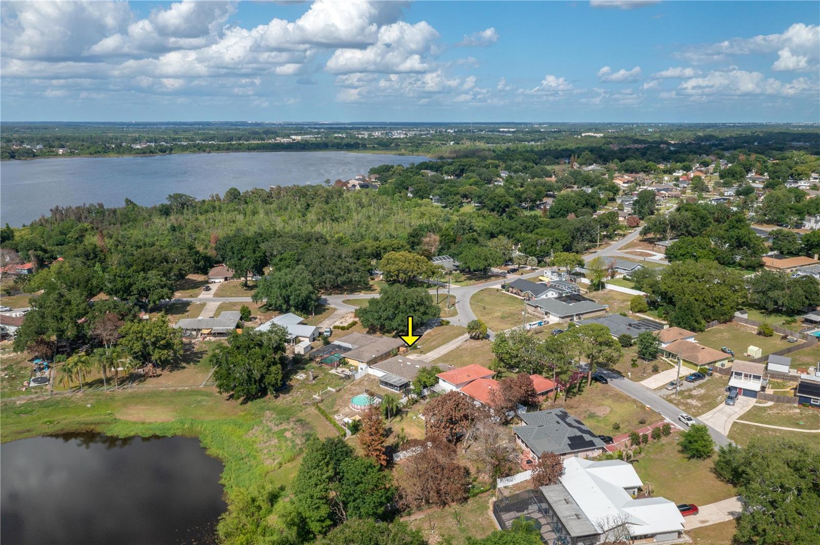 ELOISE WOODS LAKE MARIAM UNIT - Residential