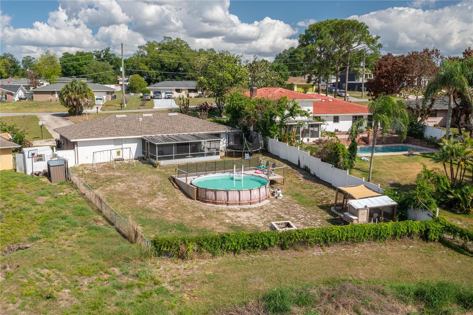 ELOISE WOODS LAKE MARIAM UNIT - Residential