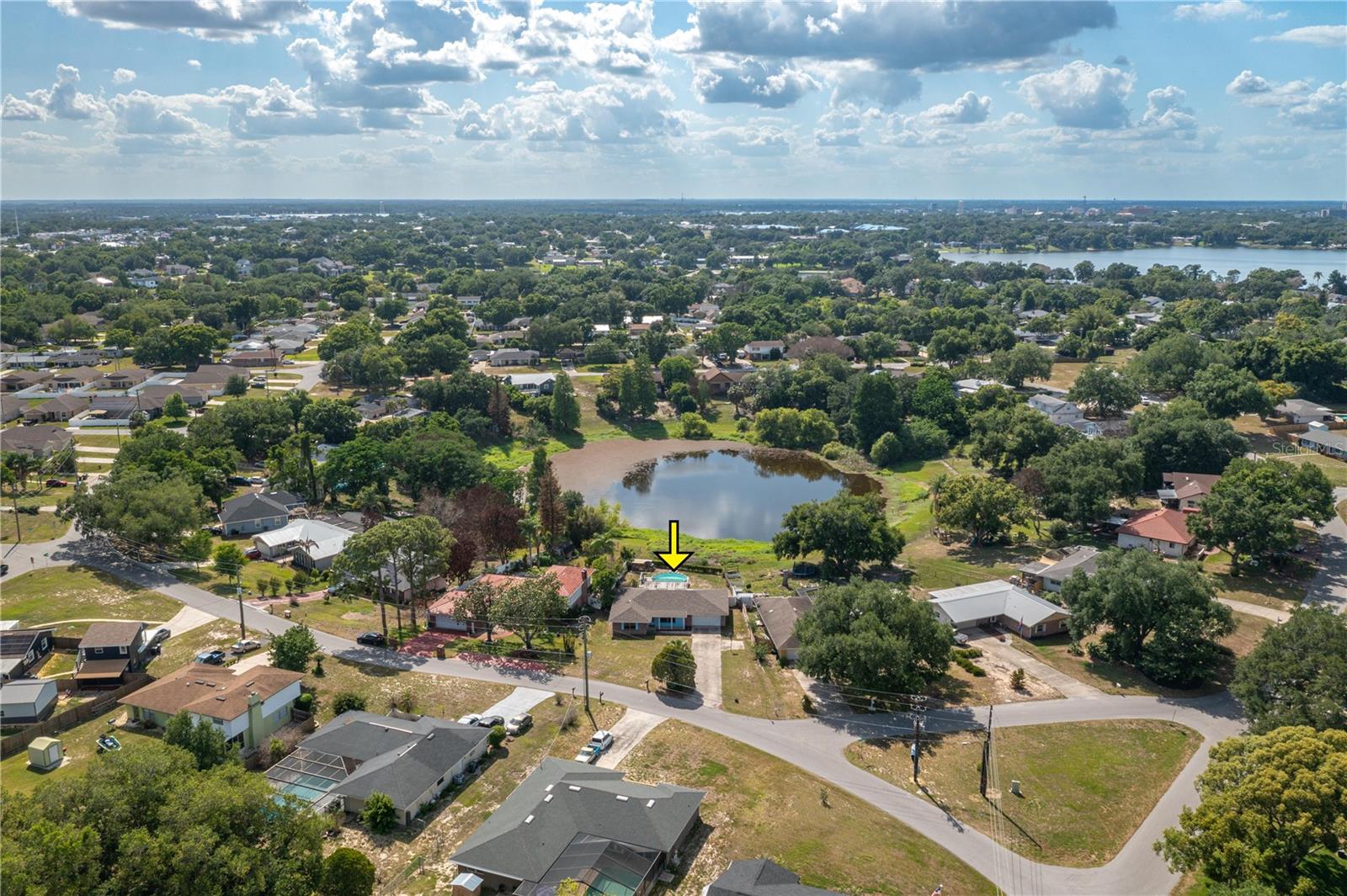 ELOISE WOODS LAKE MARIAM UNIT - Residential