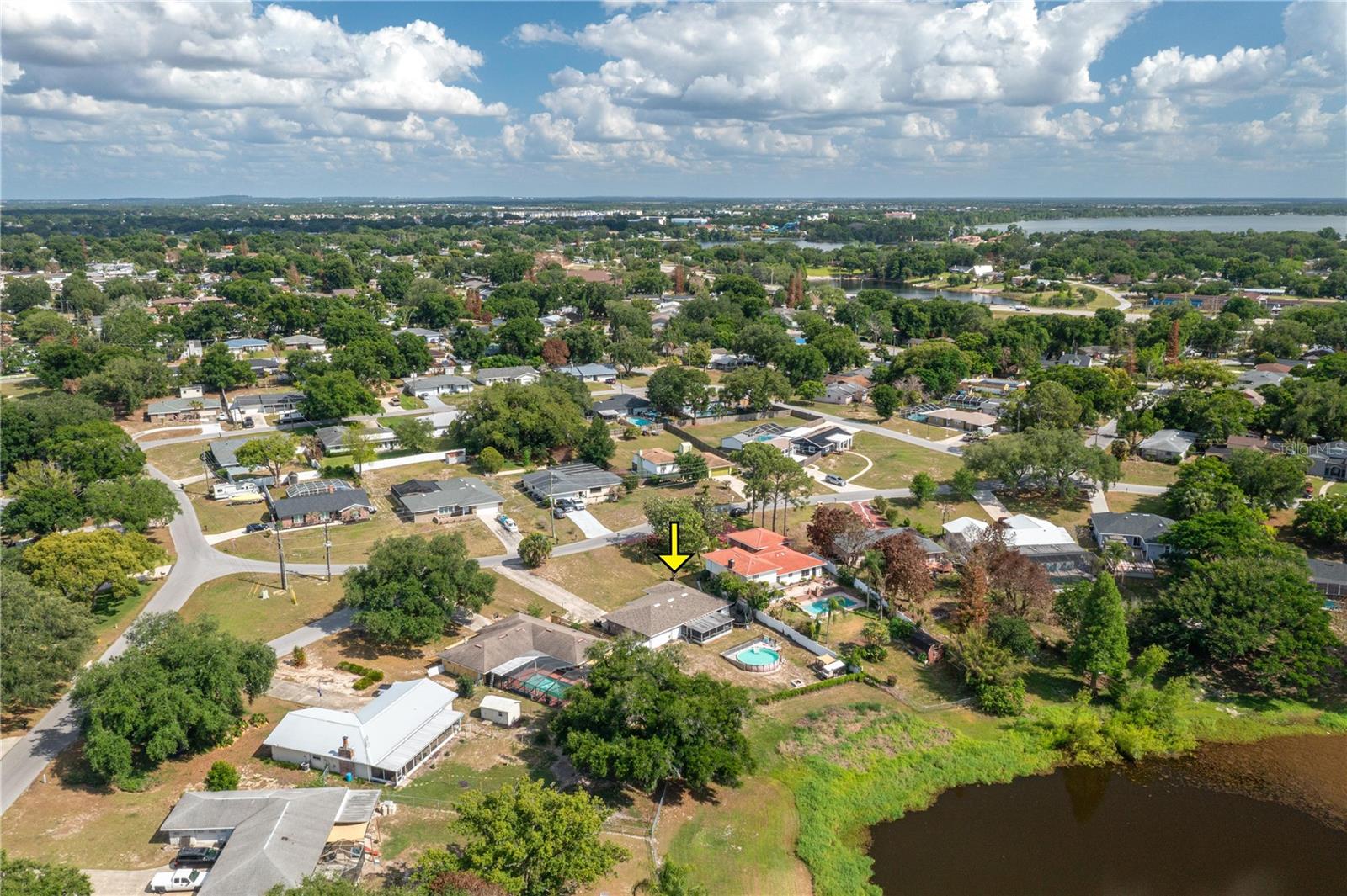 ELOISE WOODS LAKE MARIAM UNIT - Residential