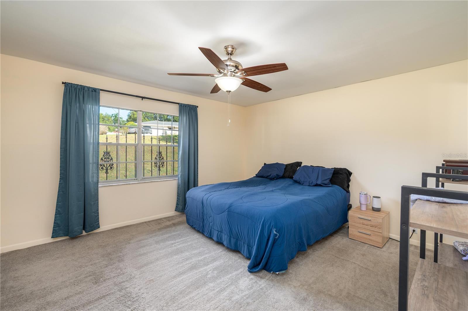 ELOISE WOODS LAKE MARIAM UNIT - Residential