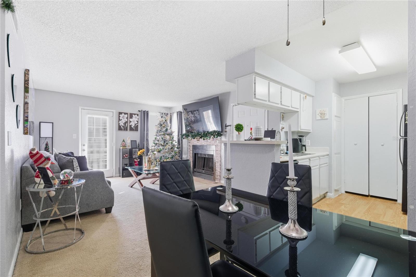 REGENCY GARDENS - Residential