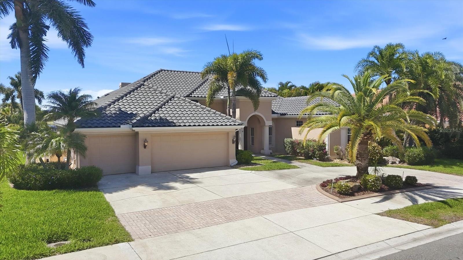 HERON CREEK - Residential