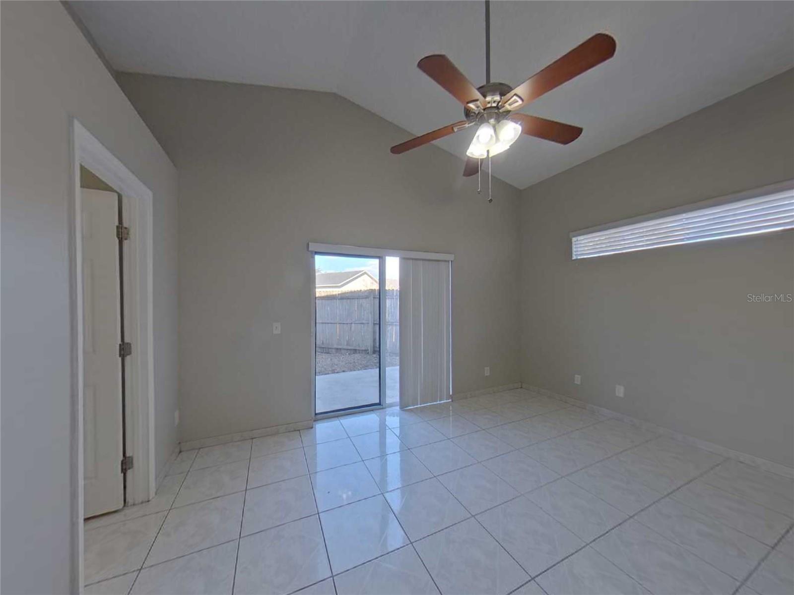 BRIAR BAY - Residential Lease