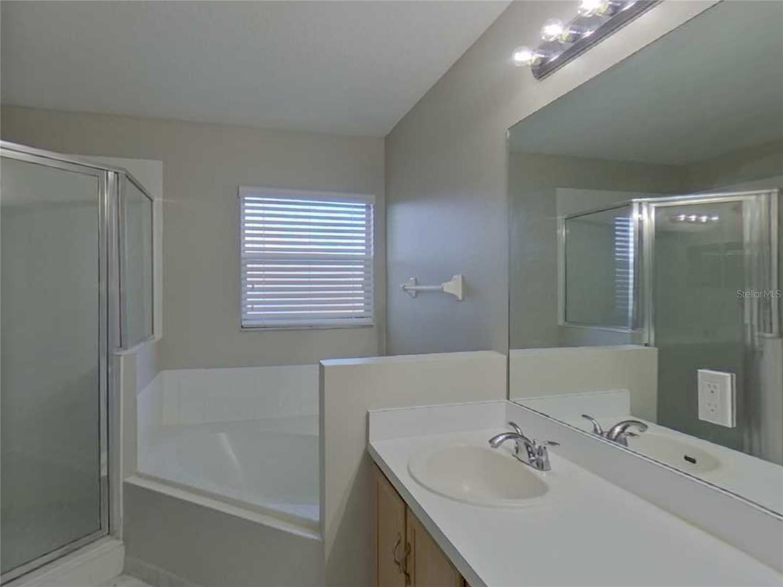 BRIAR BAY - Residential Lease