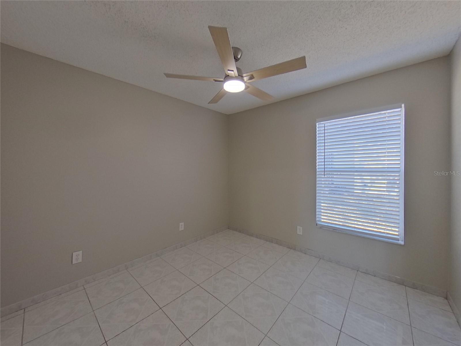 BRIAR BAY - Residential Lease