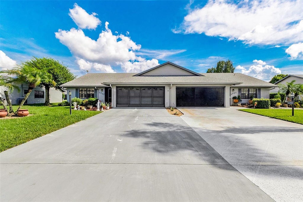 Photo of 1717 W Orangewood Lane #4, Avon Park, FL 33825 (MLS # O6450722)