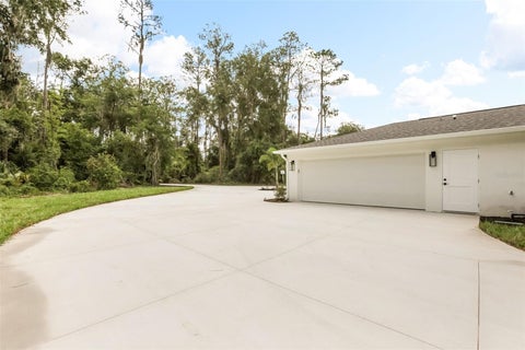 Tiny photo for 39251 County Road 439, Umatilla, FL 32784 (MLS # G5114167)