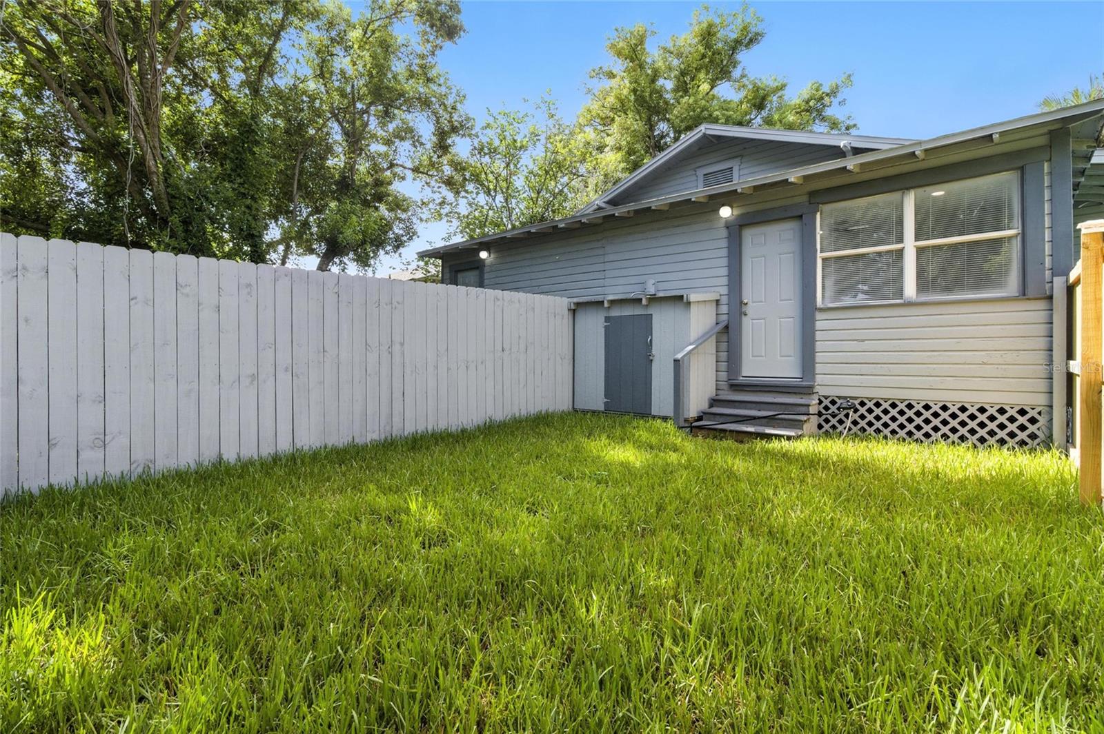 SPETH J B FIRST ADD - Residential Lease