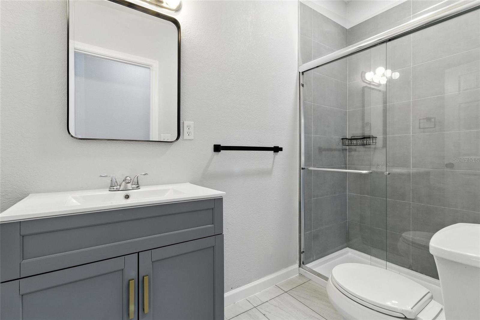 SPETH J B FIRST ADD - Residential Lease