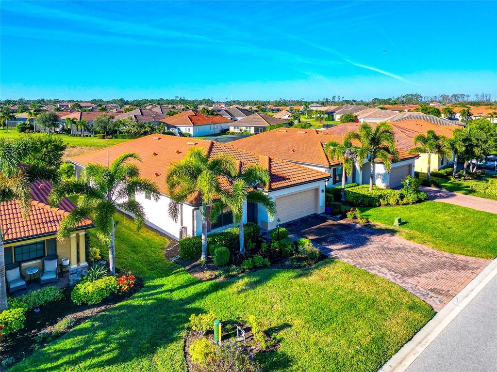 Photo of 10202 Marbella Drive, Bradenton, FL 34211 (MLS # A4677179)