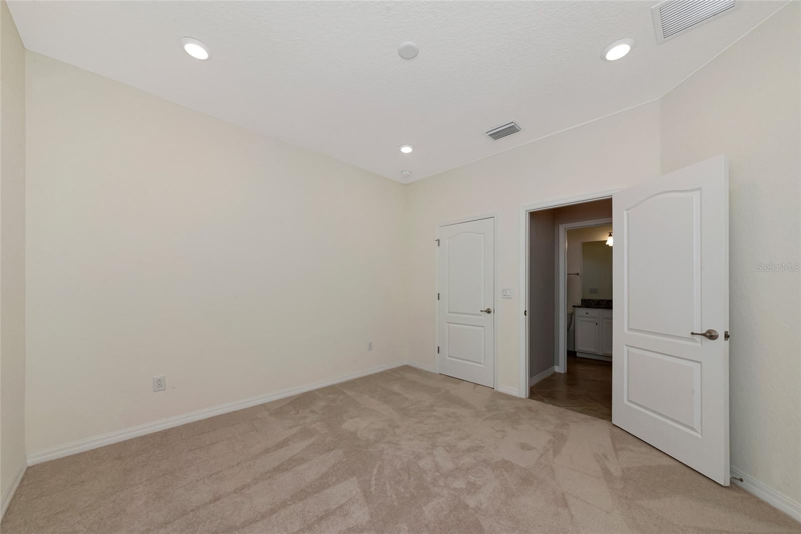 ROSEDALE - Residential