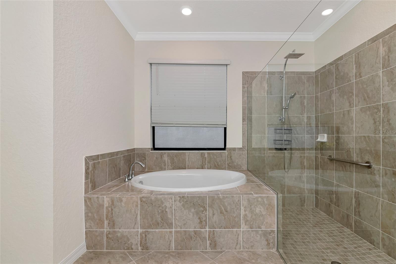 ROSEDALE - Residential