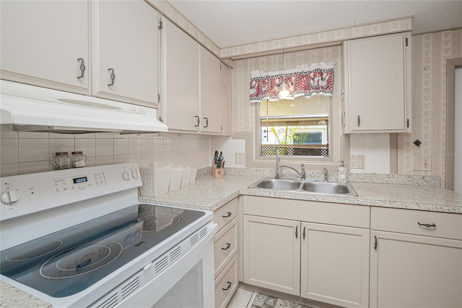 MARY LU MHP - Residential