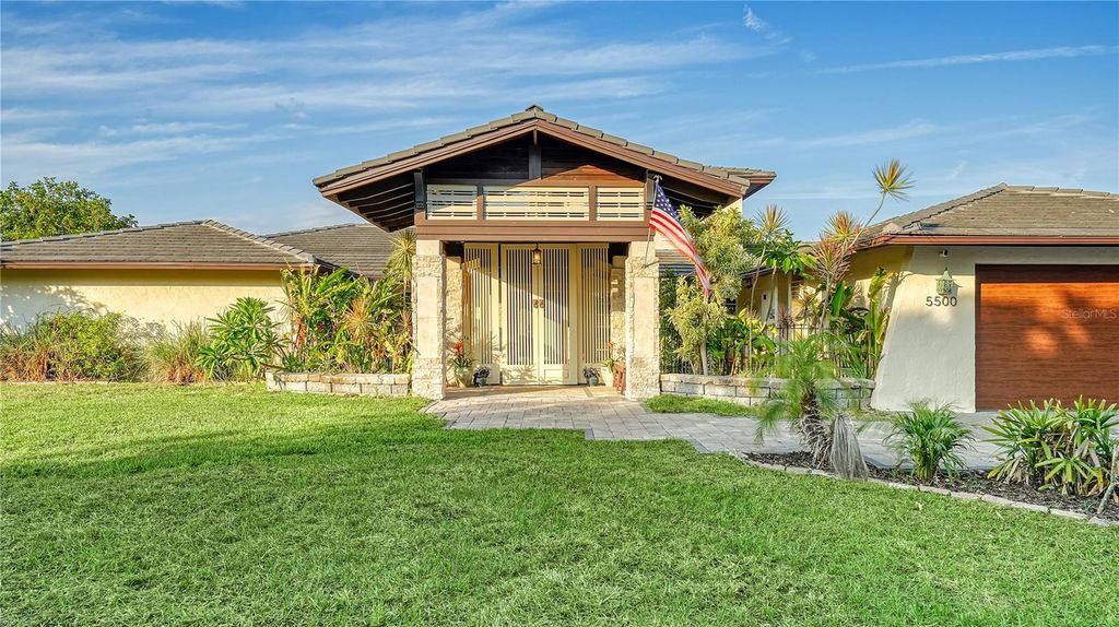 Photo of 5500 Merrimac Drive, Sarasota, FL 34231 (MLS # A4684914)