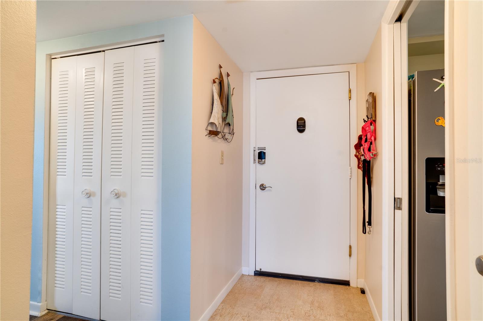 THREE PALMS POINTE CONDO - Residential Lease