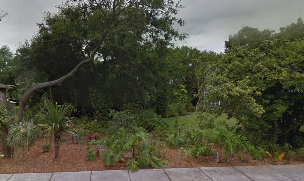 Photo of 10486 Myrtle Oak Lane, Seminole, FL 33777 (MLS # A4683748)