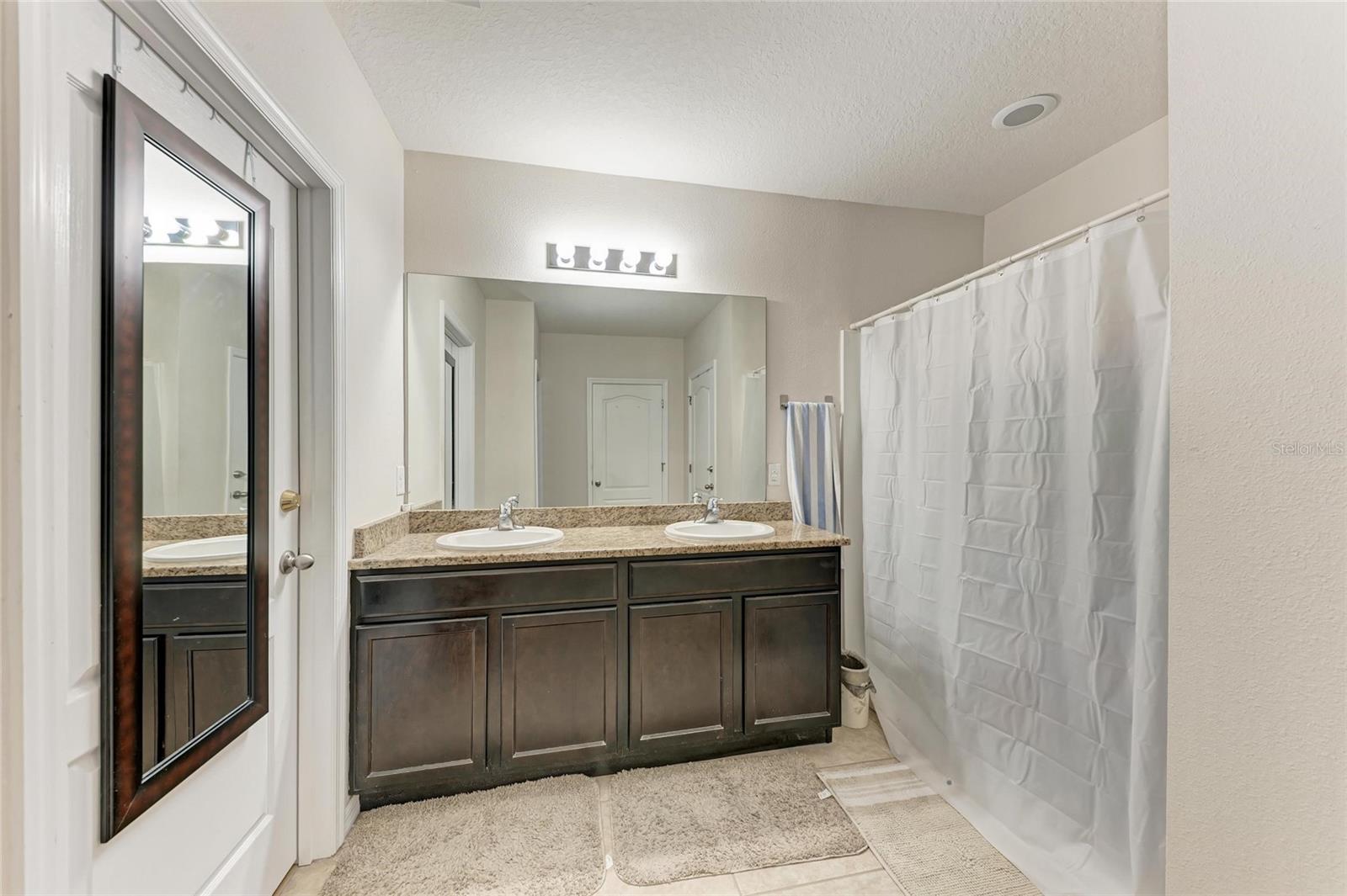 DEL TIERRA PH I - Residential