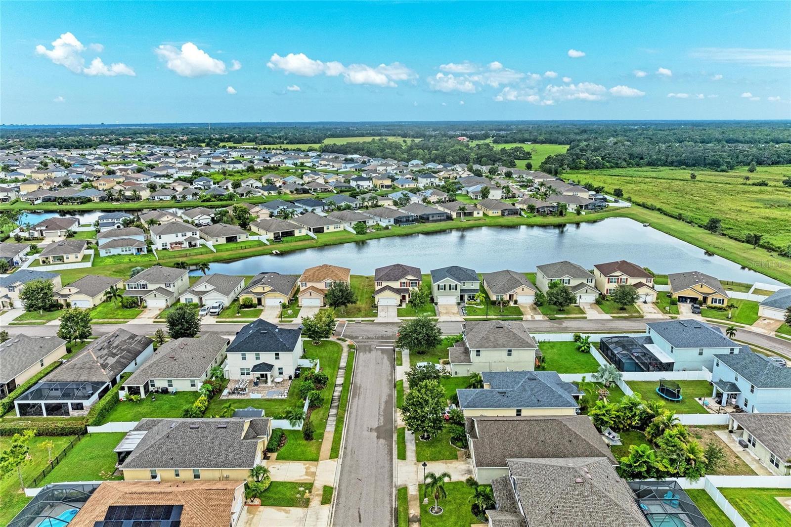 DEL TIERRA PH I - Residential