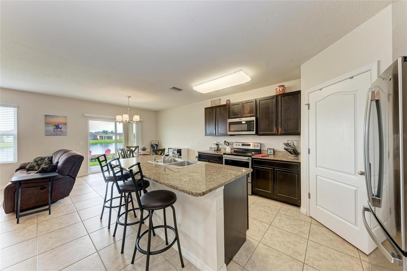 DEL TIERRA PH I - Residential