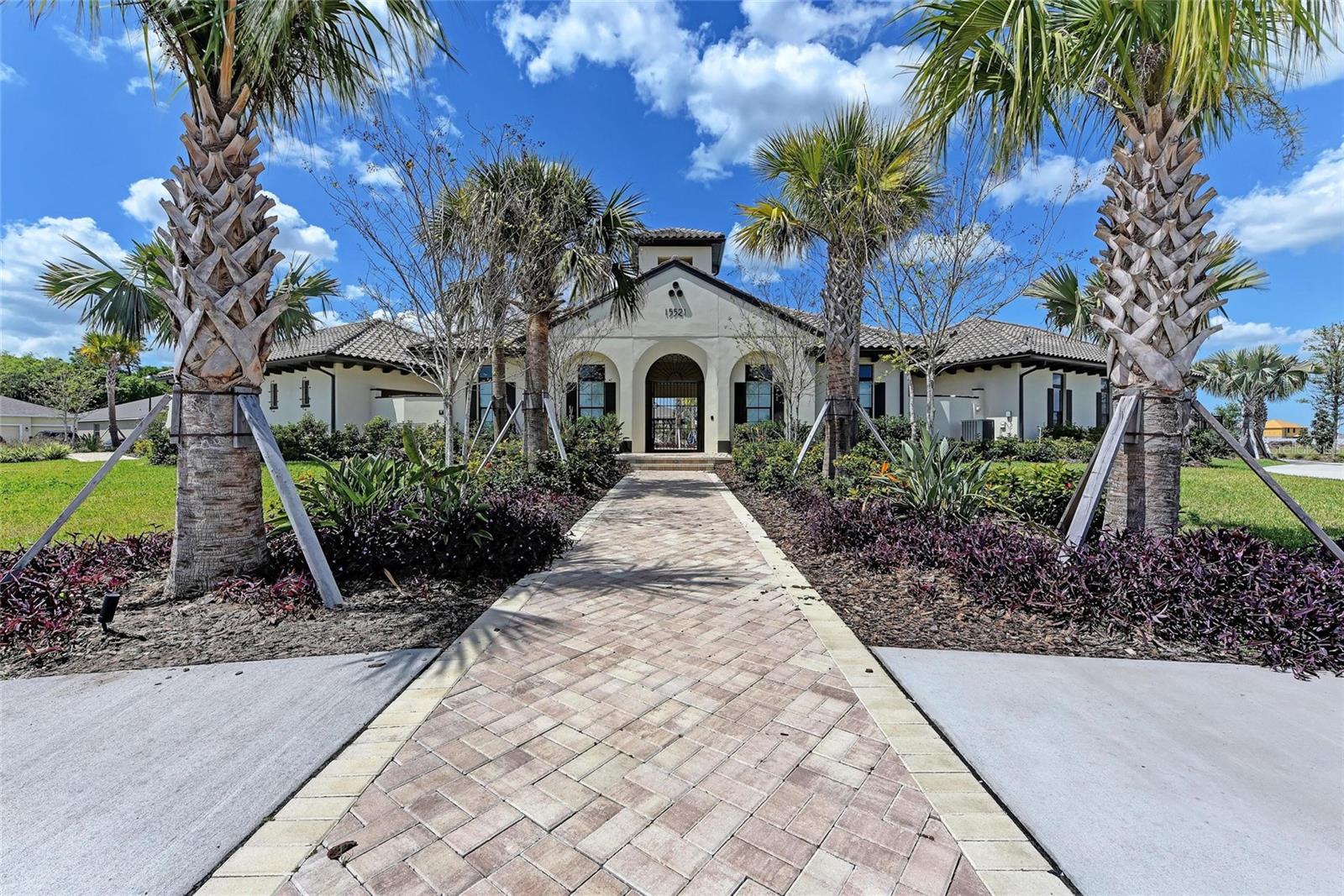 DEL TIERRA PH I - Residential