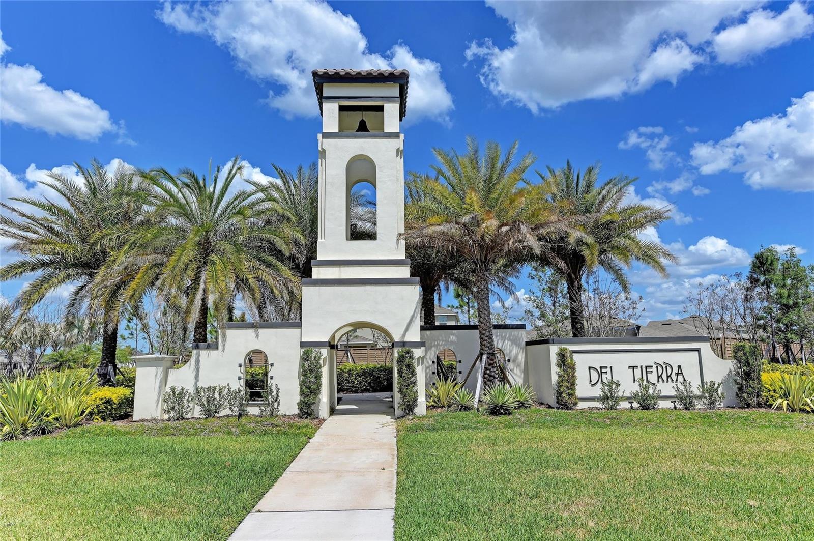 DEL TIERRA PH I - Residential