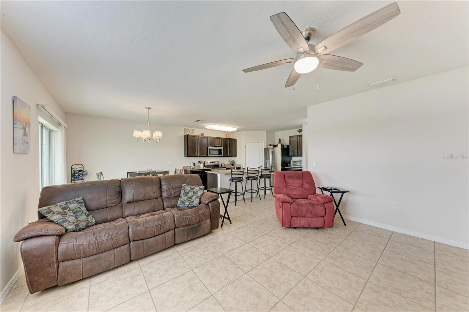 DEL TIERRA PH I - Residential