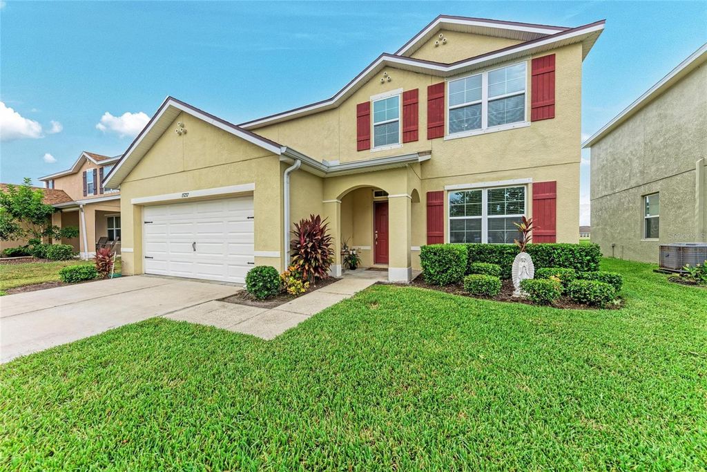 Photo of 15737 High Bell Place, Bradenton, FL 34212 (MLS # A4665989)
