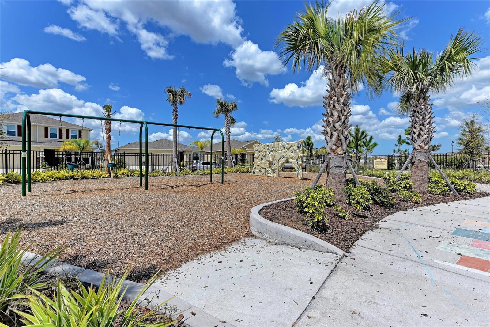 DEL TIERRA PH I - Residential