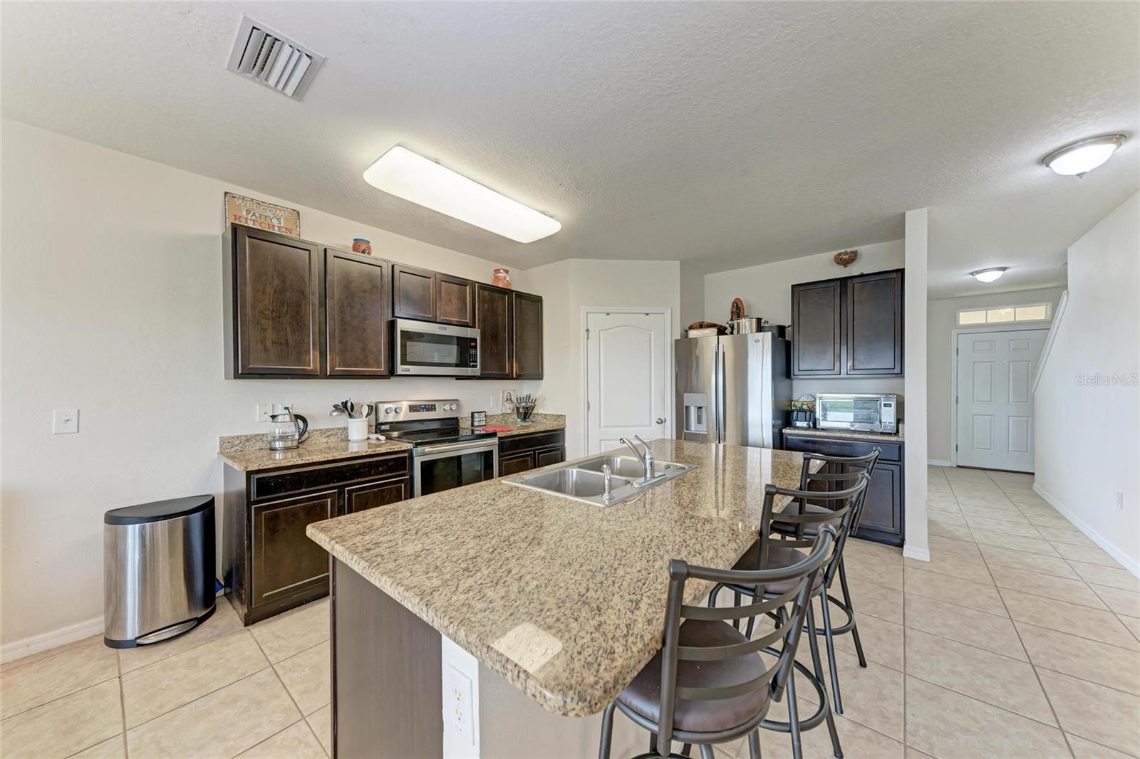 DEL TIERRA PH I - Residential