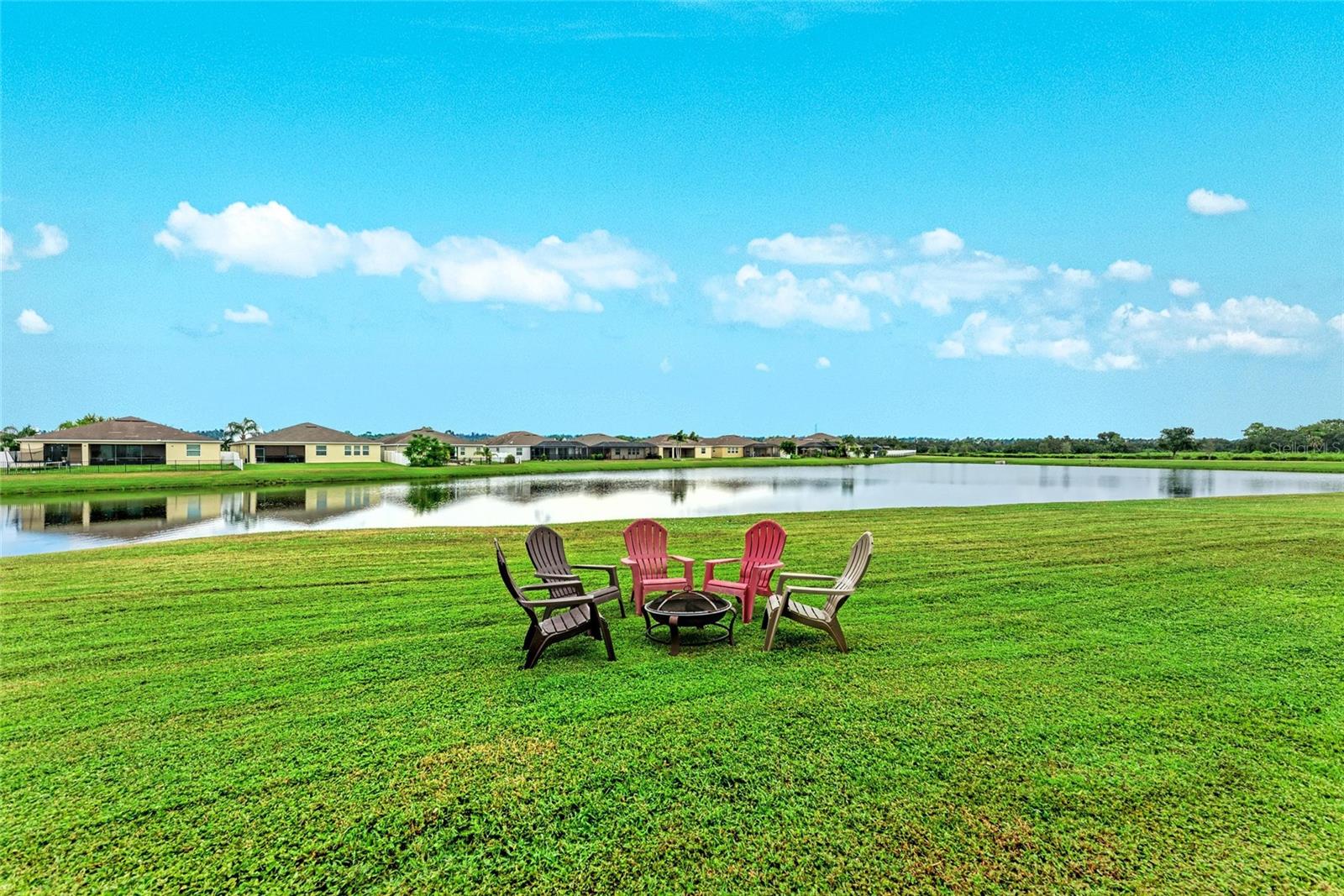 DEL TIERRA PH I - Residential