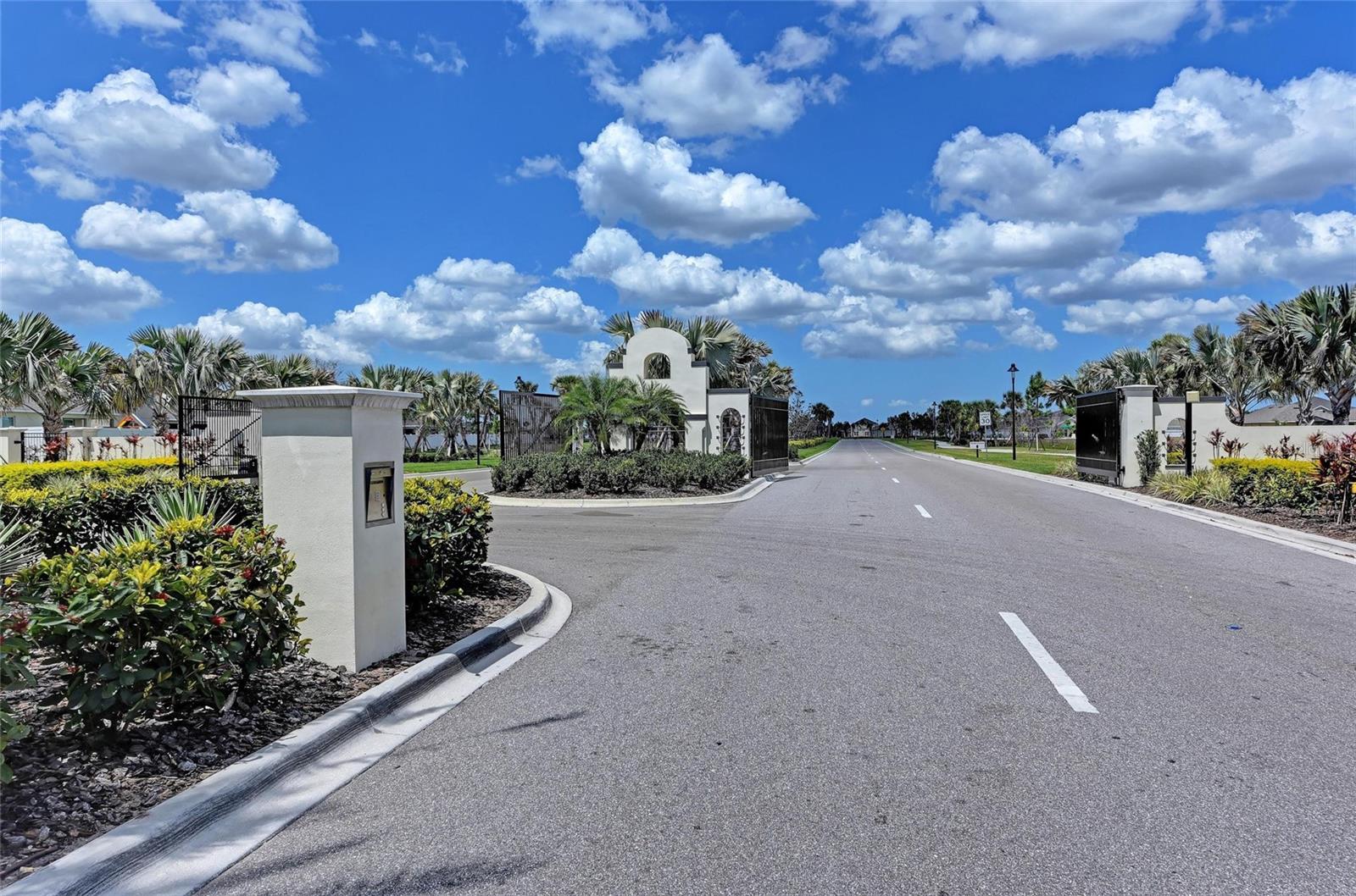 DEL TIERRA PH I - Residential