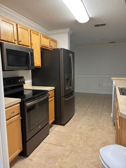 VILLAGES/LK POINTE CONDO - Residential