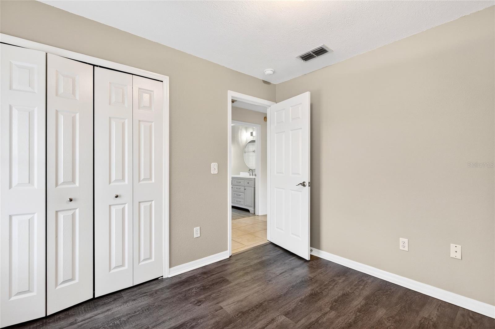 ROBBINS REST - Residential