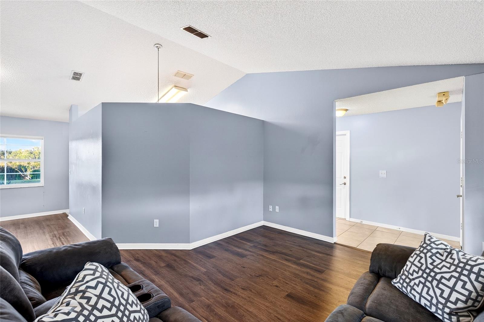 ROBBINS REST - Residential