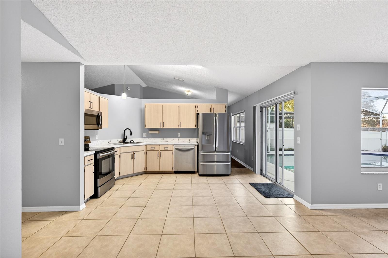 ROBBINS REST - Residential