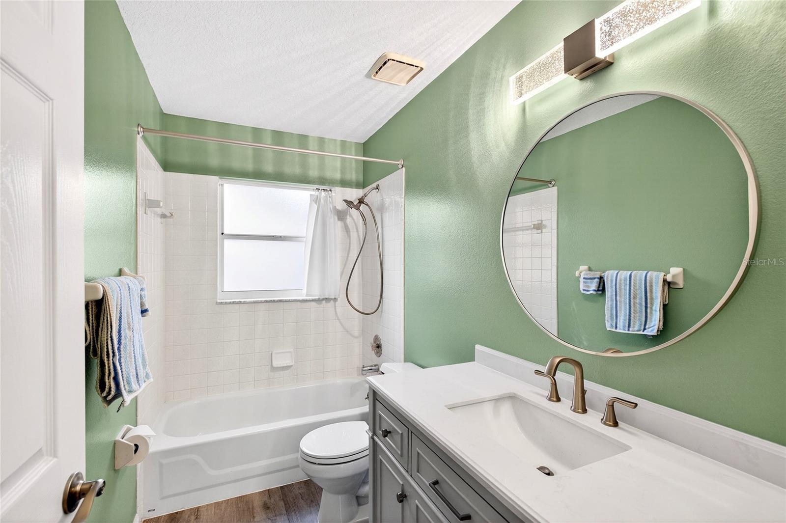 ROBBINS REST - Residential