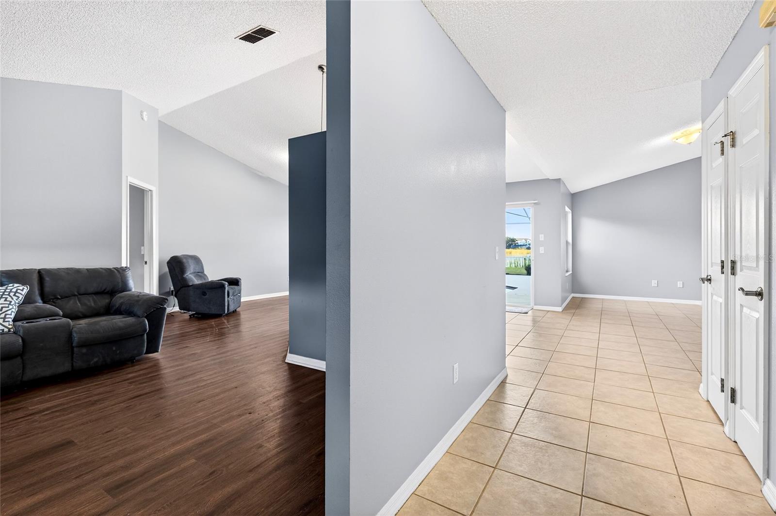 ROBBINS REST - Residential