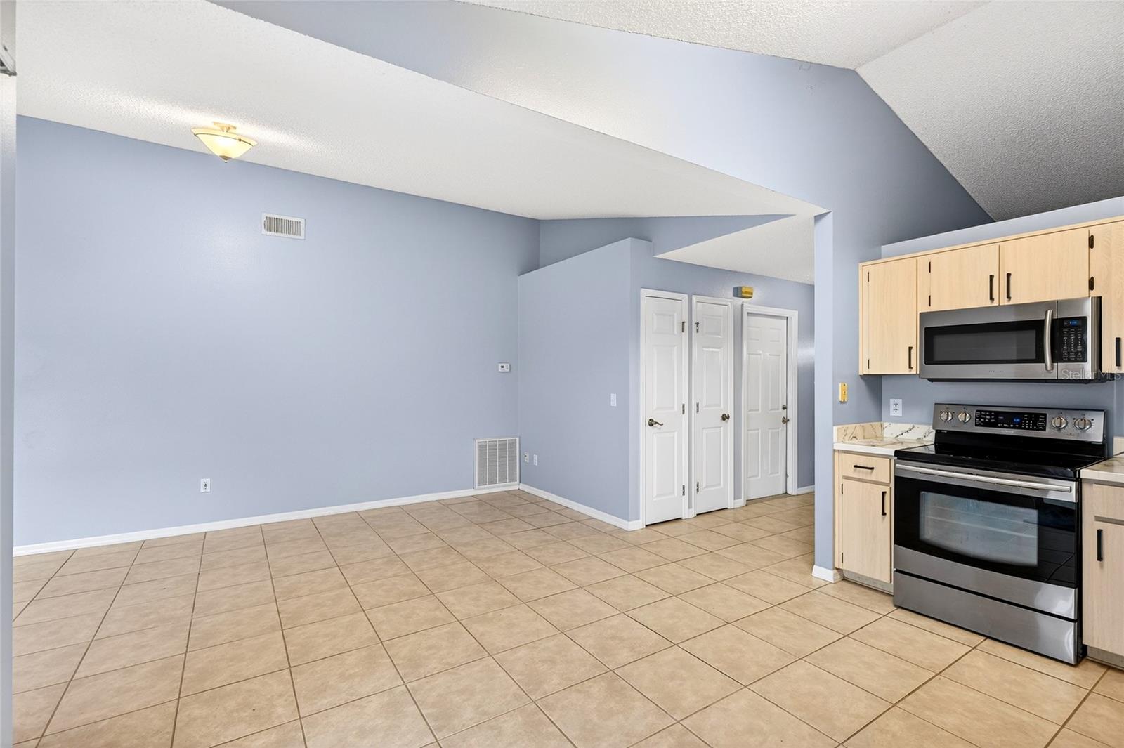 ROBBINS REST - Residential