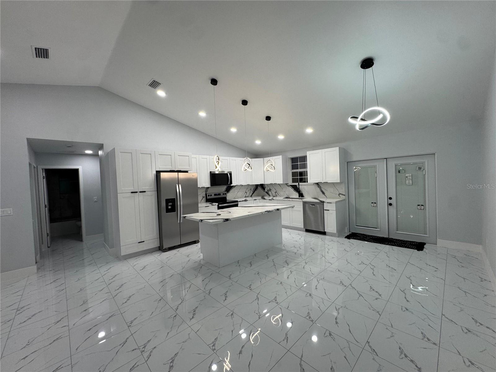 APL RED HILL FARMS ADD - Residential