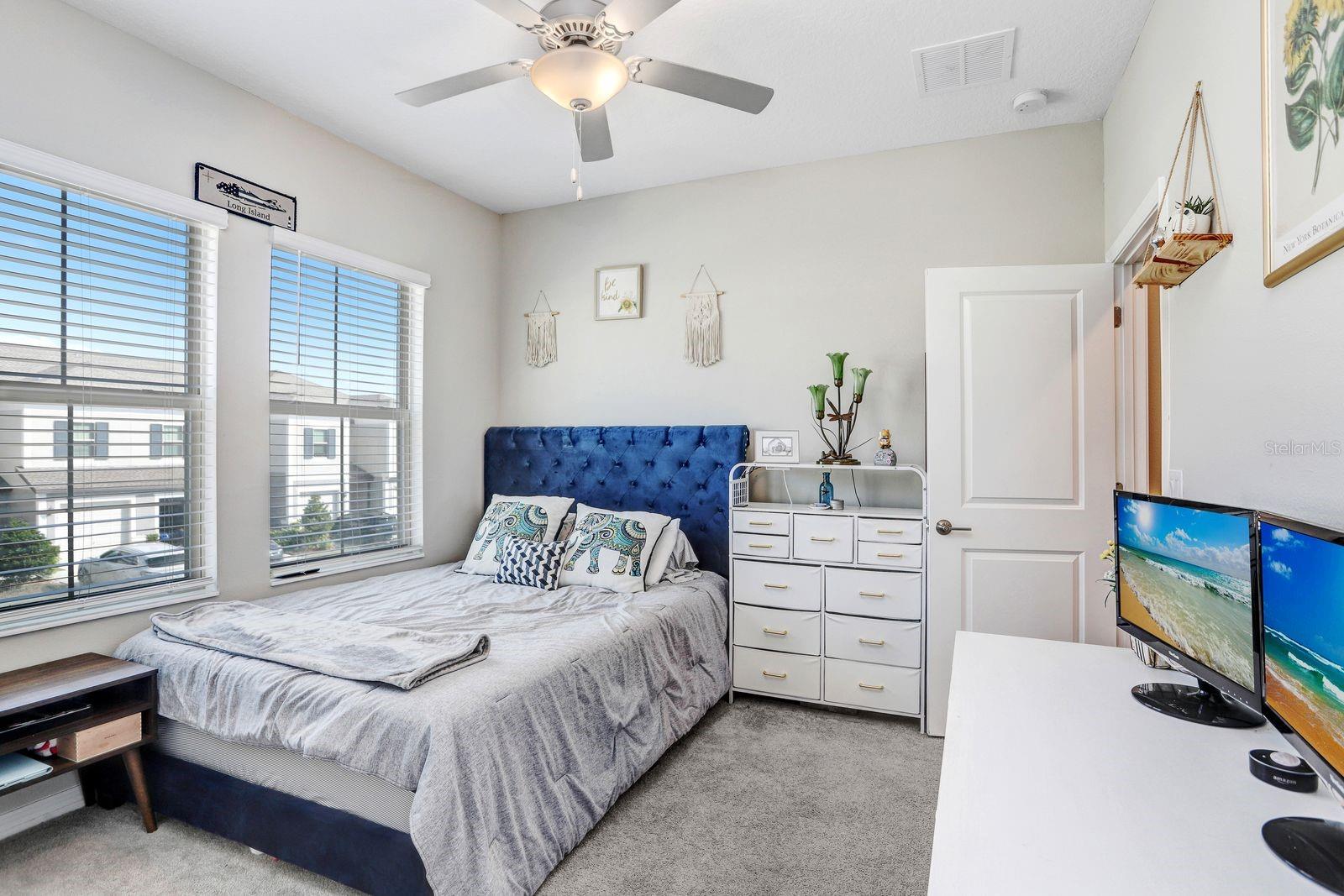 EPPERSON NORTH TWNHMS PH 4 - Residential Lease