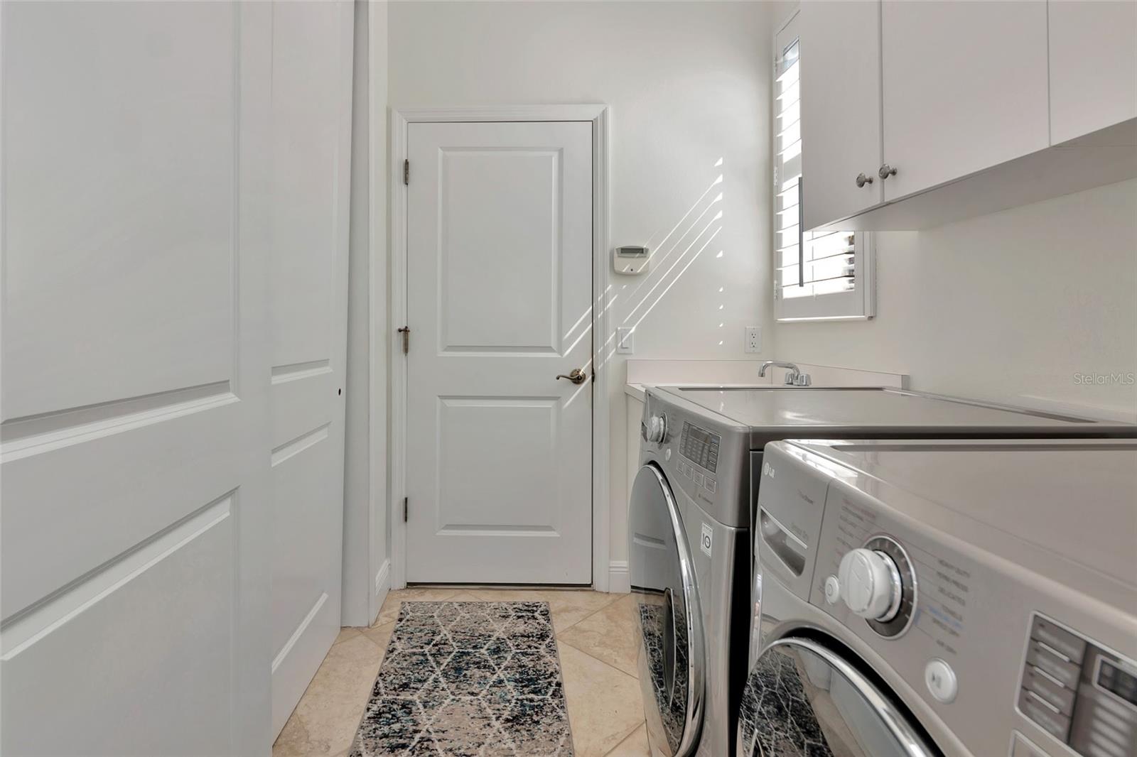 UNIVERSITY PARK COUNTRY CLUB - Residential