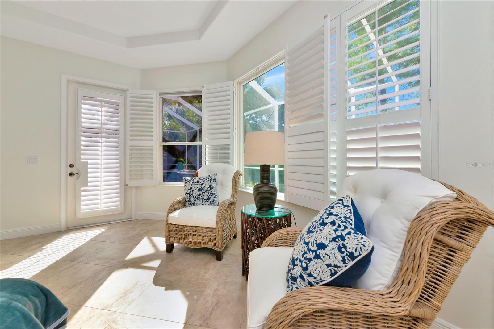 UNIVERSITY PARK COUNTRY CLUB - Residential