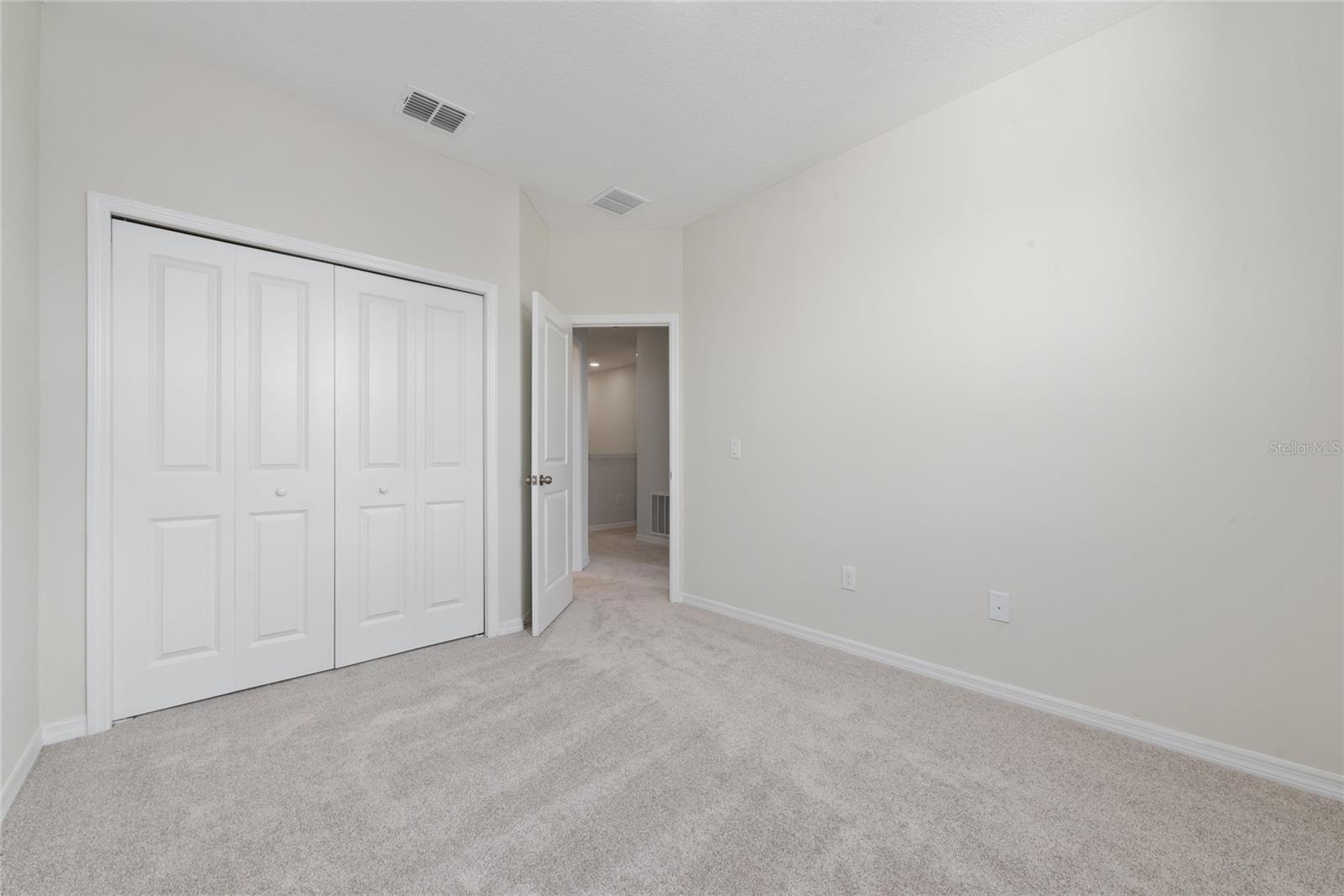 ENCORE/OVATION PH 4B - Residential Lease