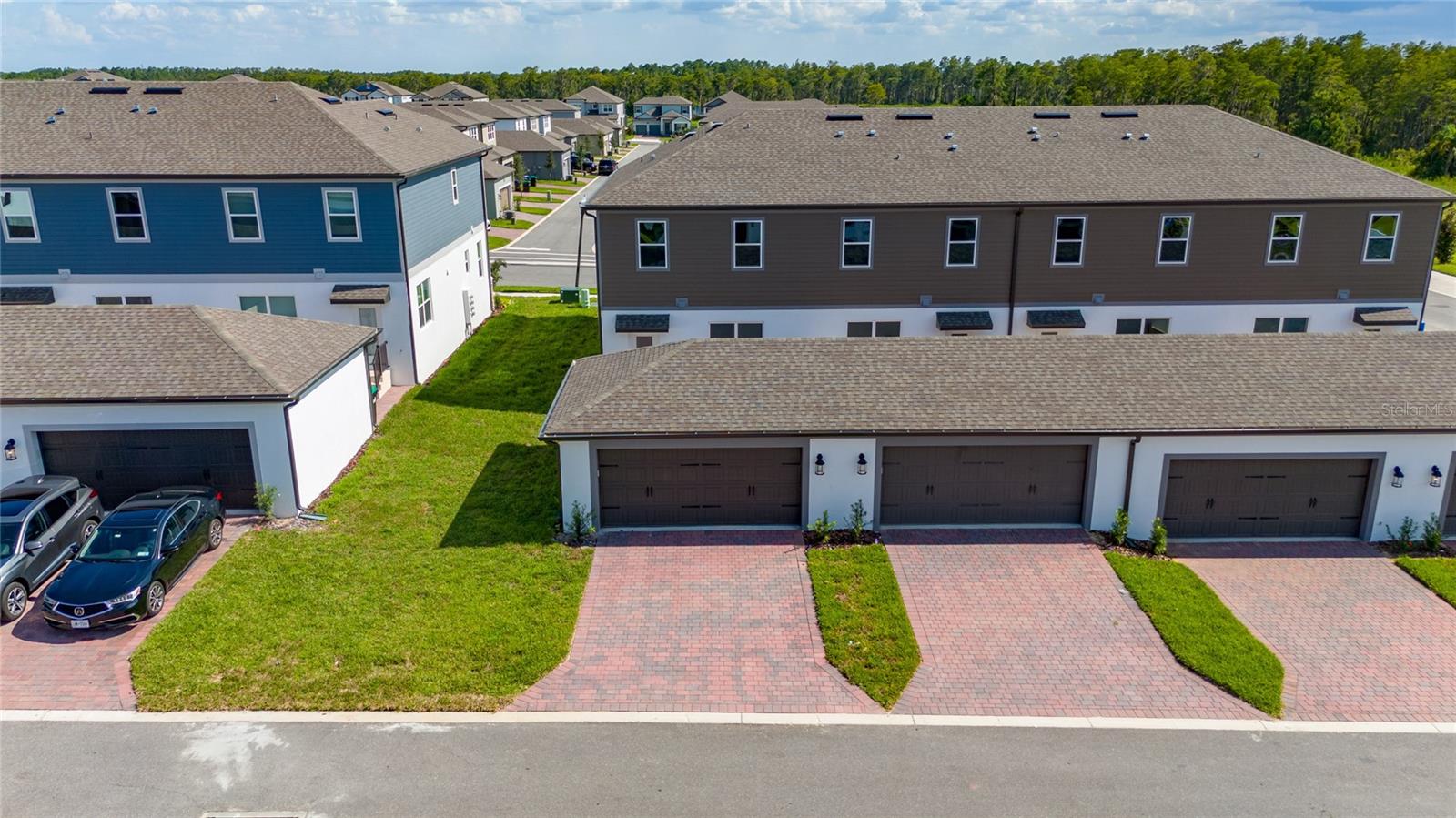 ENCORE/OVATION PH 4B - Residential Lease