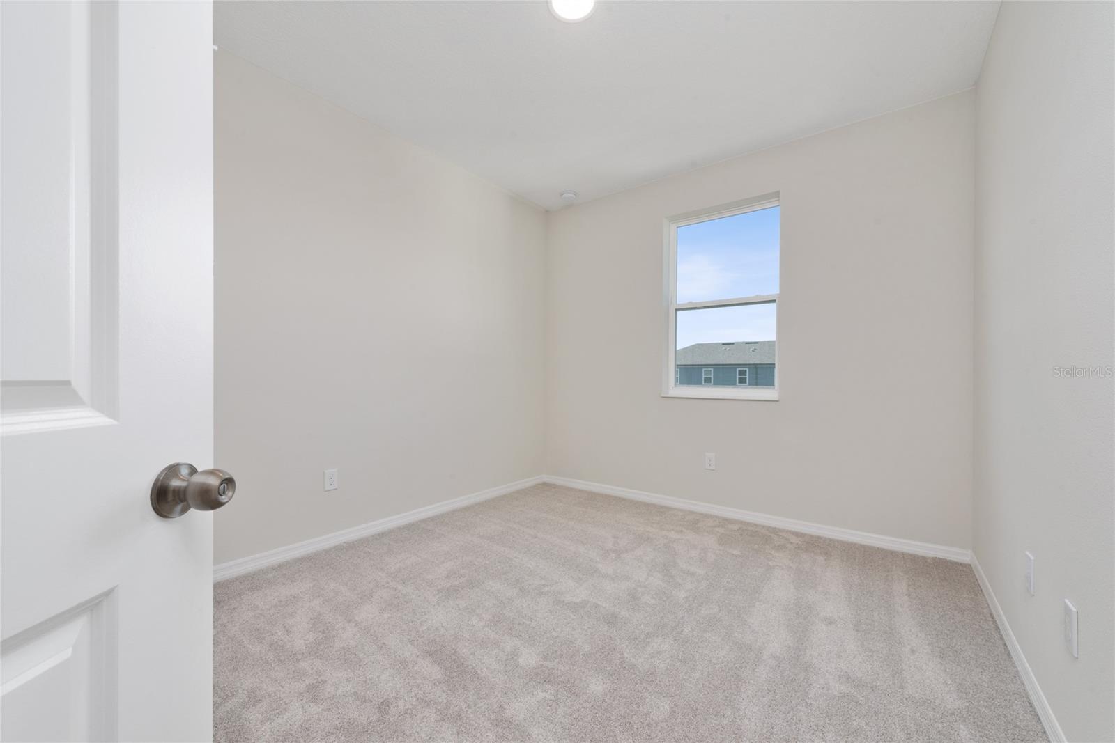 ENCORE/OVATION PH 4B - Residential Lease