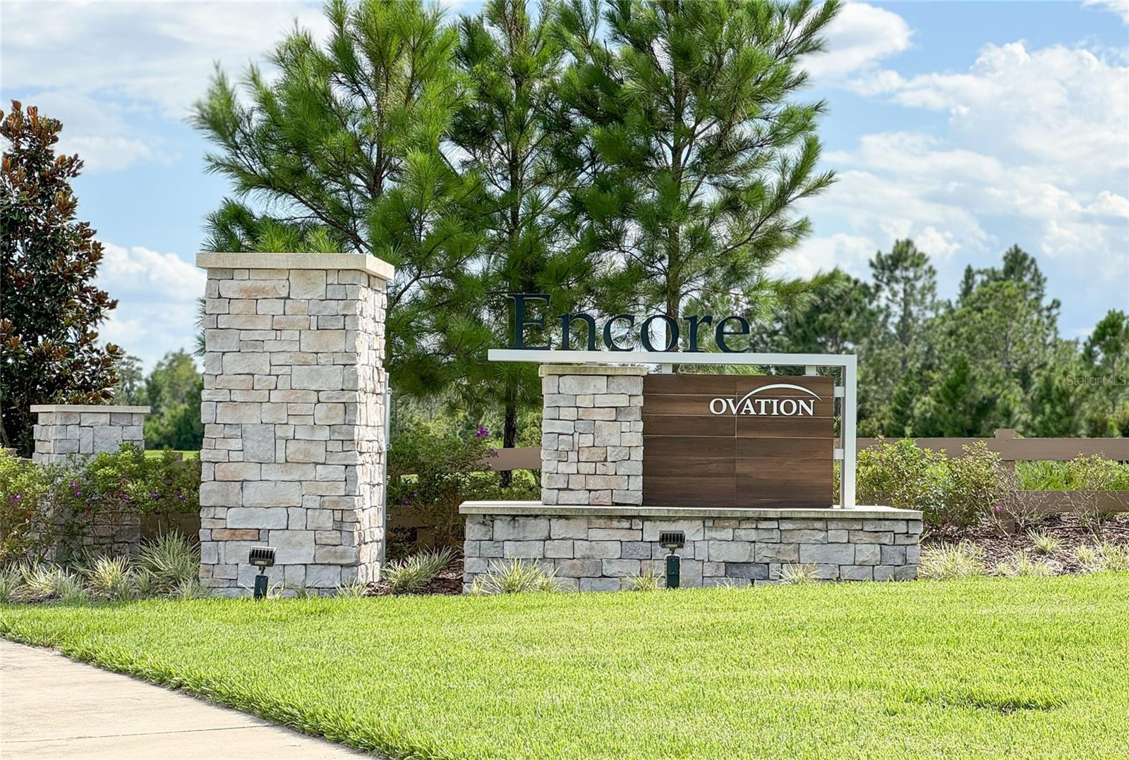 ENCORE/OVATION PH 4B - Residential Lease