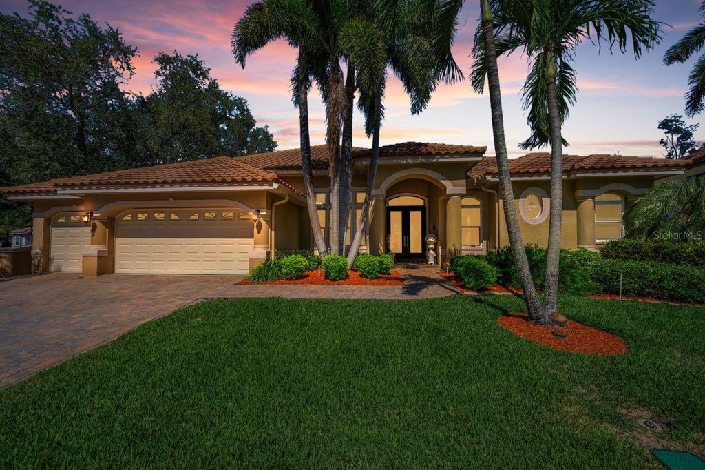 Photo of 970 Southern Pine Court NE, St Petersburg, FL 33703 (MLS # TB8502643)