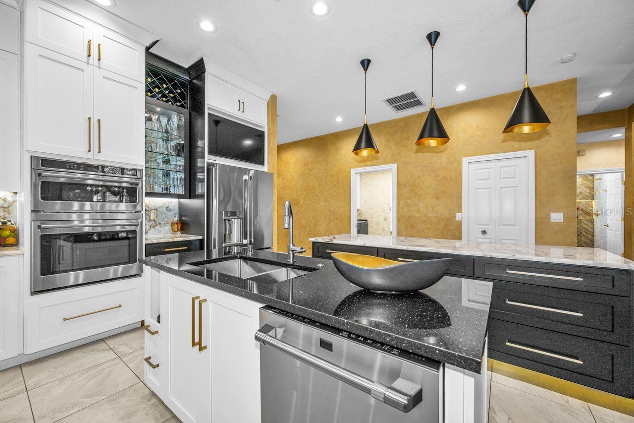 PLACIDO BAYOU - Residential